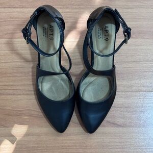 APT 9 Black Ankle Strap Pointed Toe Heels Size 6.5